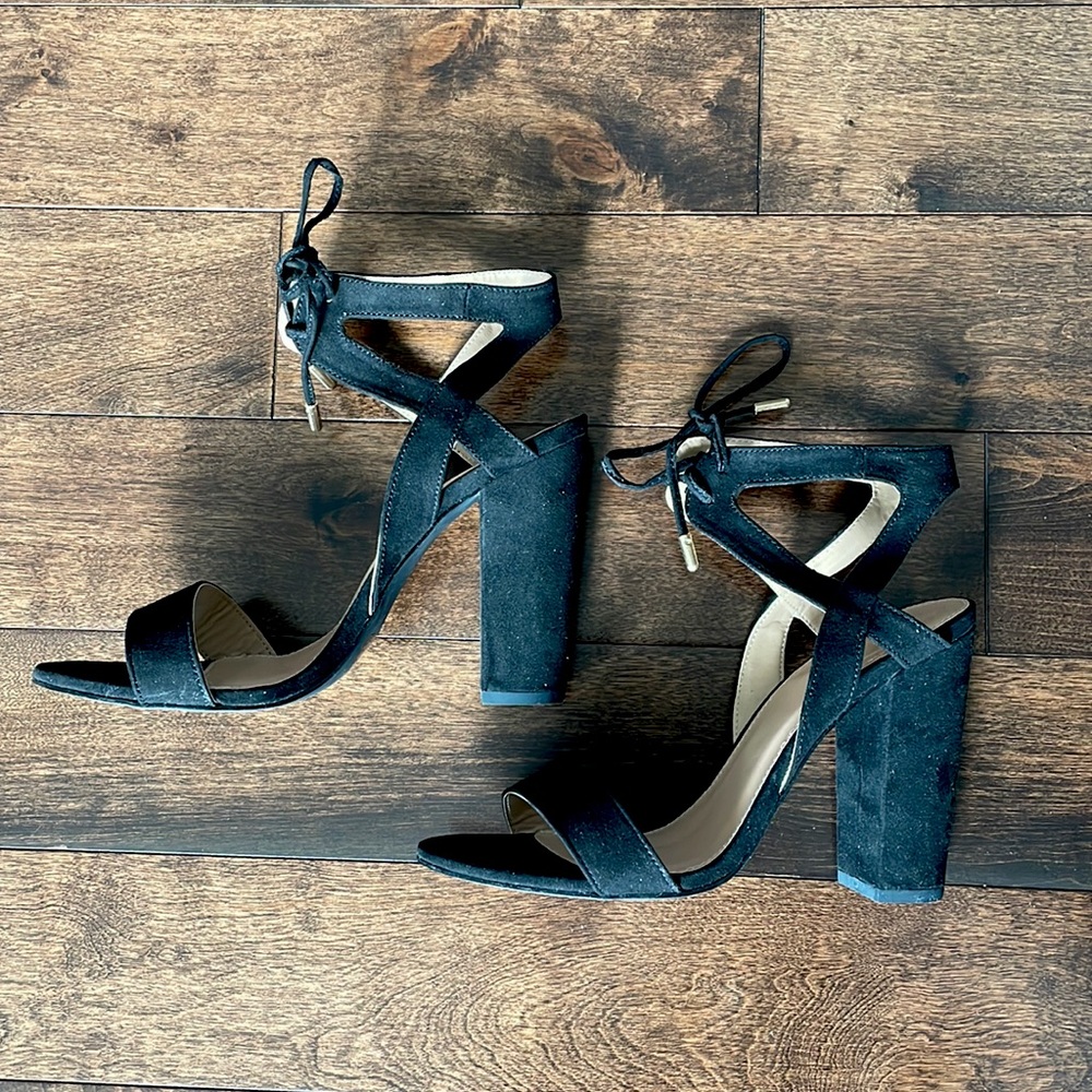 NWT Charlotte Russe Black Heels